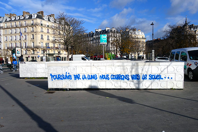 Phrase bleue. LuneVersSoleil.jpg
