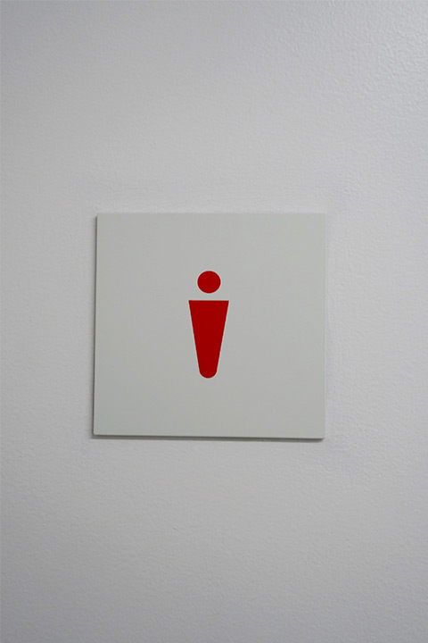 Lettres peintes SignaletiqueToilettesgarcon.jpg