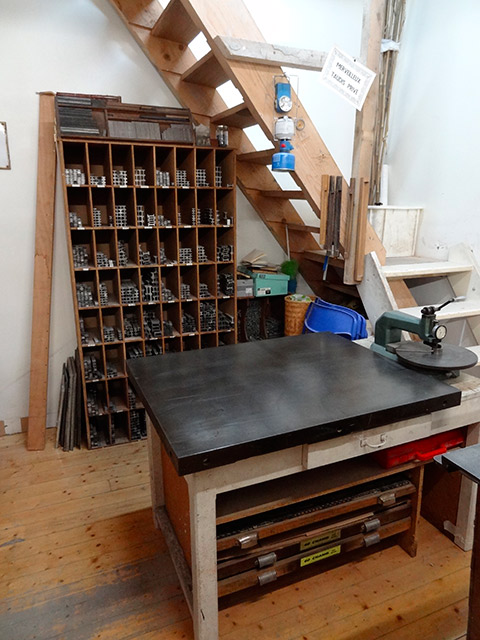 L’atelier de l’escalier C 2014-DSC08224.jpg