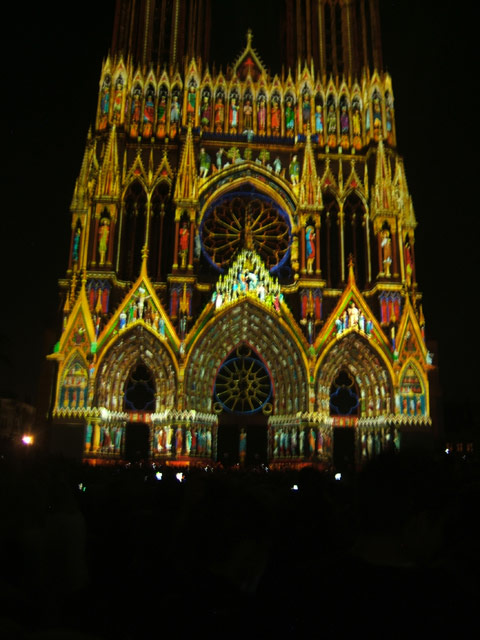 Cathédrale de Reims, son & lumière du 14 mai 2011. Cathédrale de Reims, son & lumière du 14 mai 2011.