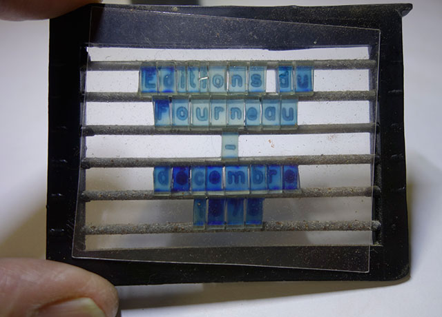 Presse jouet en matière plastique. PressePlatinePlastique-03.jpg