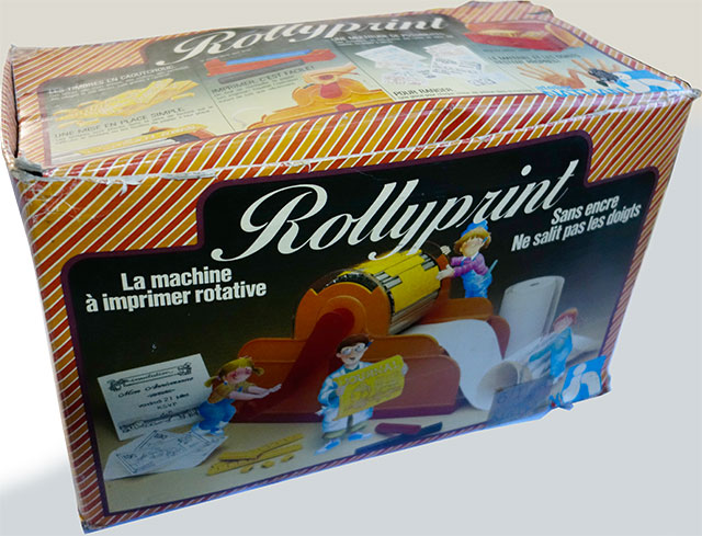 Presse jouet en matière plastique. RotativeRollyprint-01.jpg