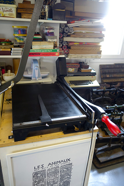 CisailleCarton1.jpg