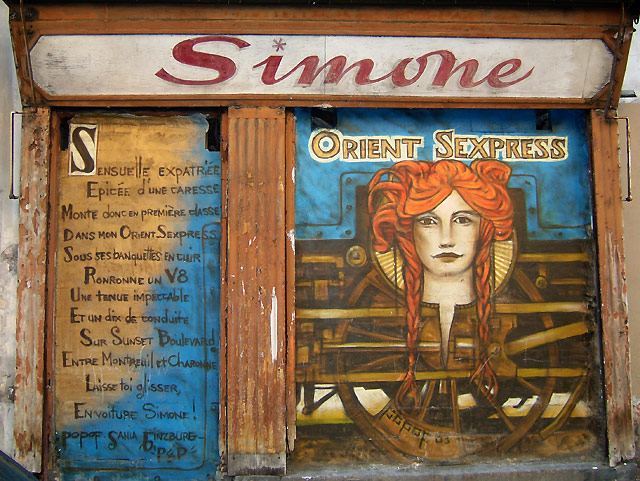 Simone Simone